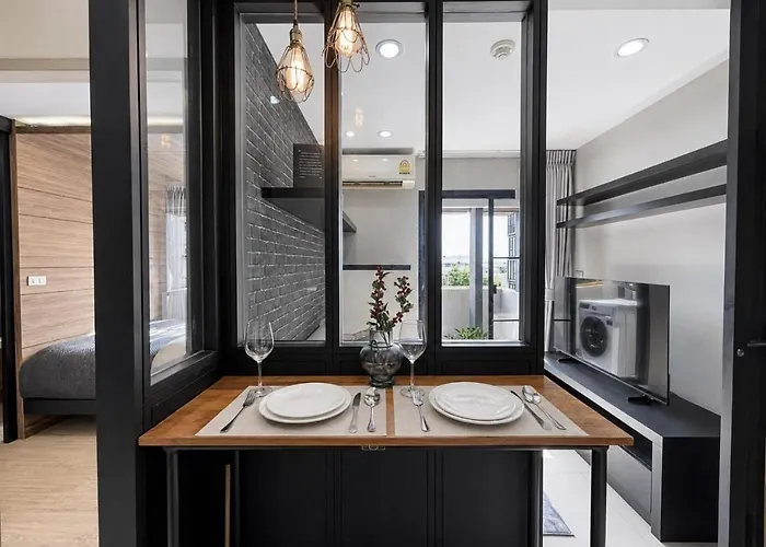 Apartment Near Mrt I Workspace And Kitchen