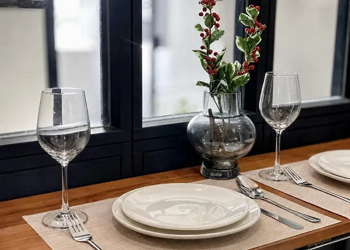 Near Mrt I Workspace And Kitchen * Bangkok