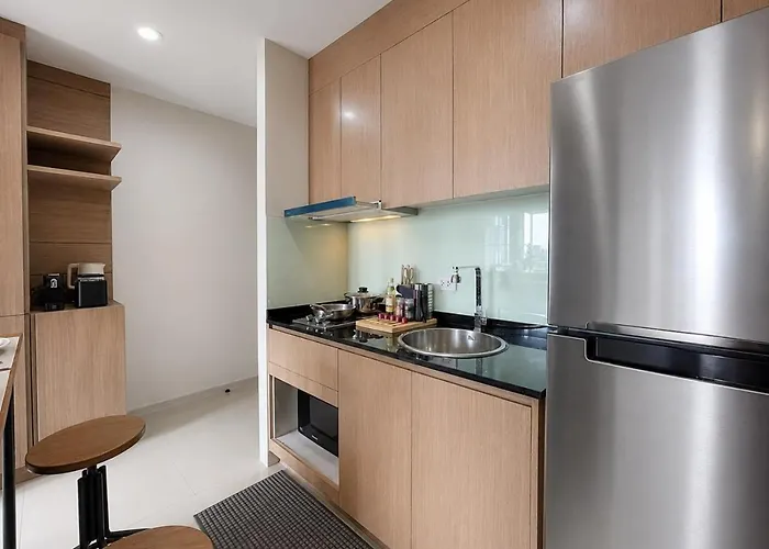 Apartment Near Mrt I Workspace And Kitchen *